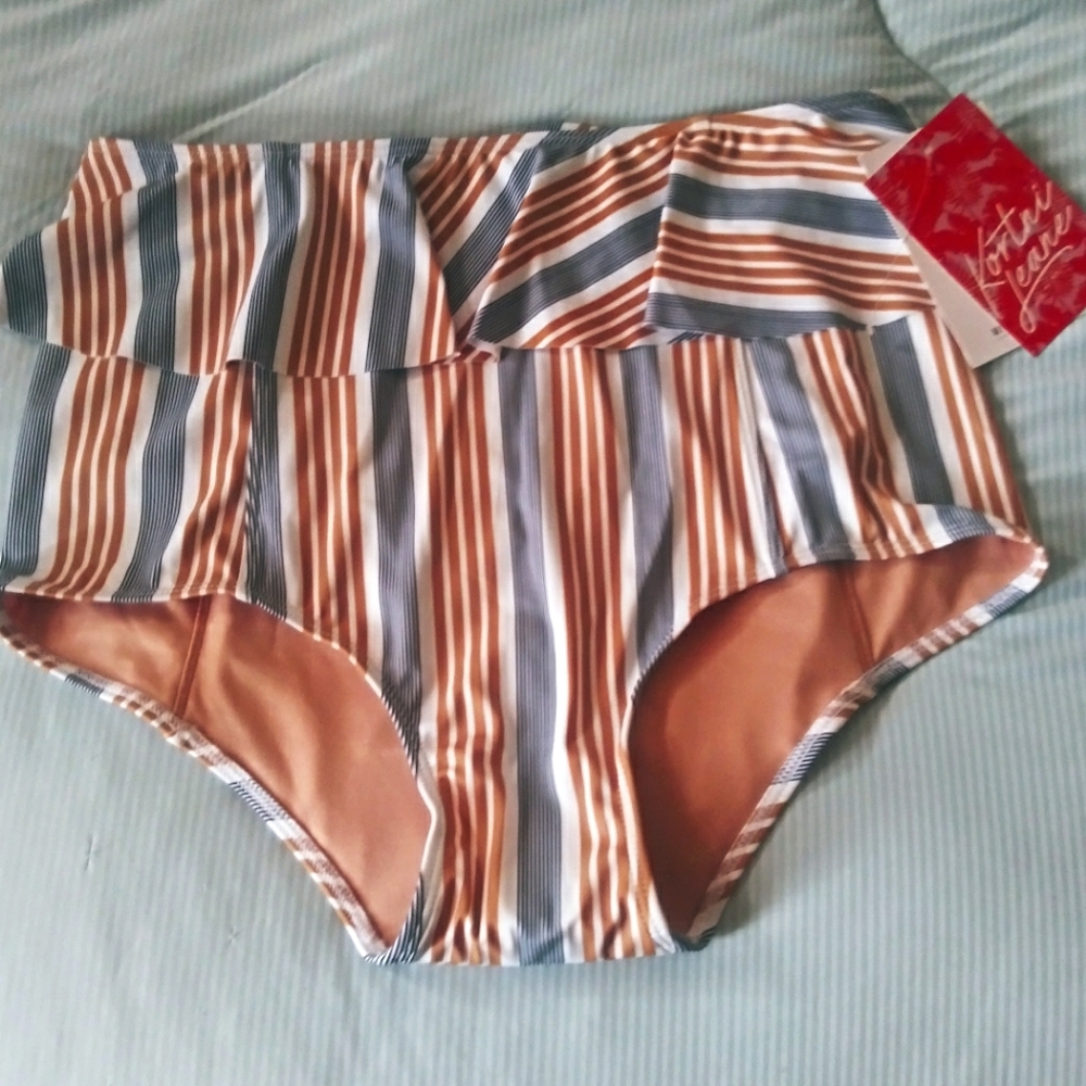 Kortni Jeane High Waist Striped Peplum Bottom M